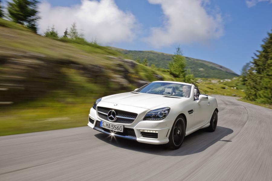  Mercedes-Benz SLK55 AMG 2011 года  (фото 18 из 34)